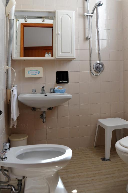 Hotel Reno Lido di Jesolo Bilik gambar